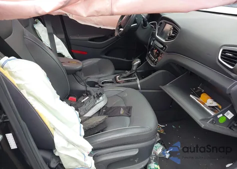 2017 Hyundai Ioniq Hybrid Limited из США, поврежденный, VIN KMHC85LCXHU031619